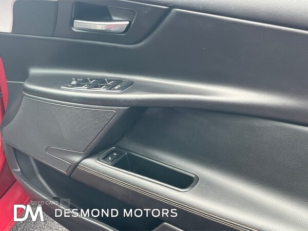 Used Jaguar XE 2019 for sale - 76201974: Photo 26