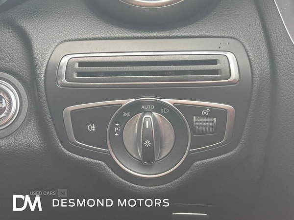 Used Mercedes-Benz C Class 2018 for sale - 76551273: Photo 33