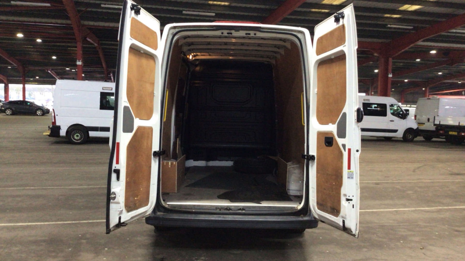 Used Volkswagen Crafter 2020 for sale - 77383433: Photo 8