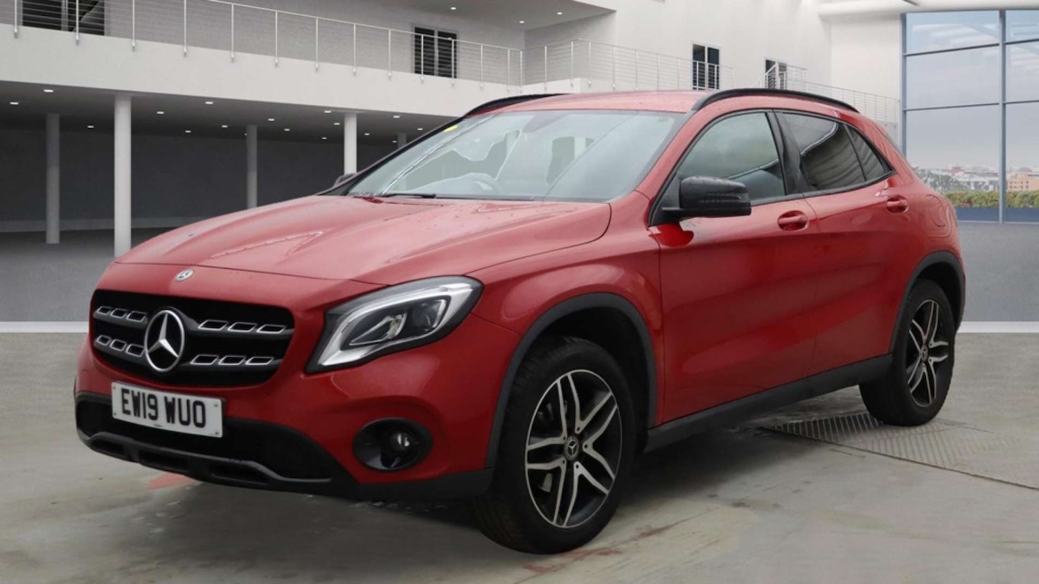 Used Mercedes-Benz GLA 2019 for sale - 76352645: Photo 3