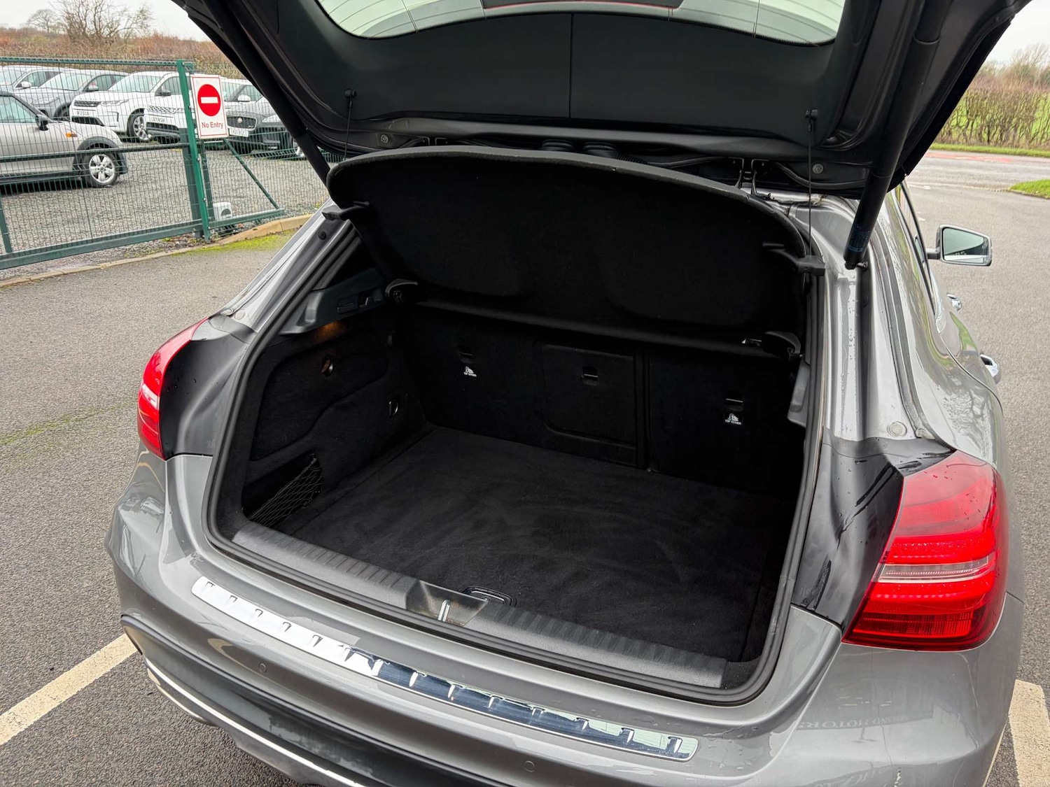 Used Mercedes-Benz GLA 2019 for sale - 77022643: Photo 29