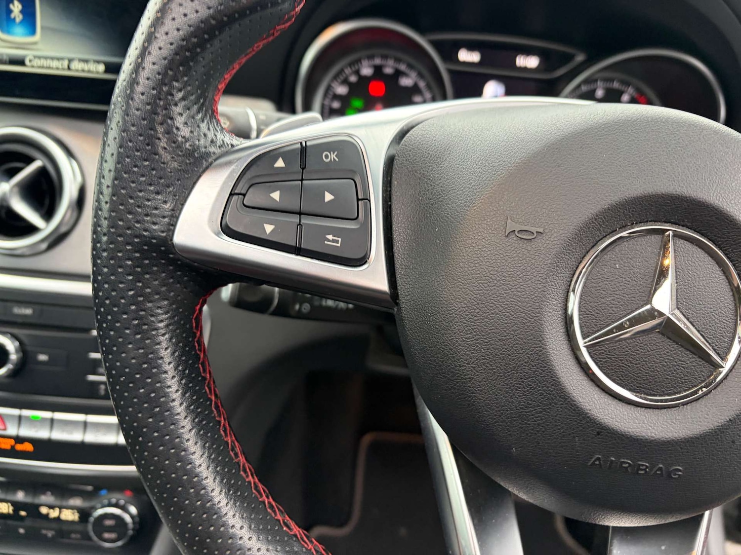 Used Mercedes-Benz GLA 2019 for sale - 77022643: Photo 48