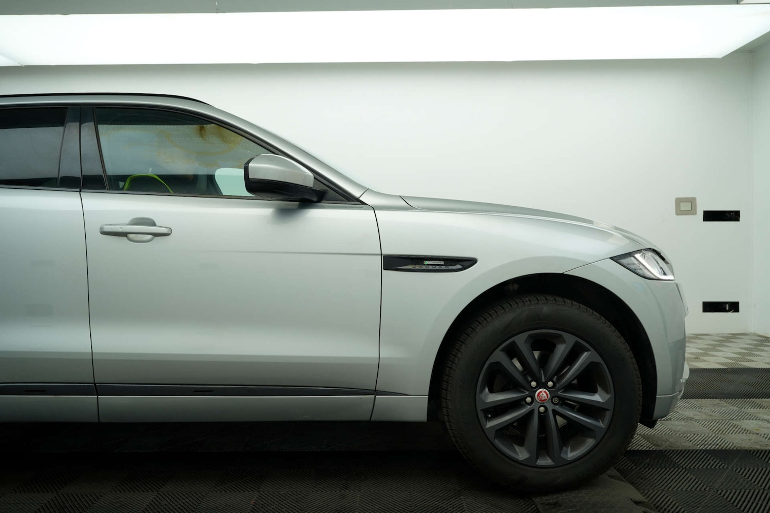 Used Jaguar F-Pace 2018 for sale - 78063291: Photo 12