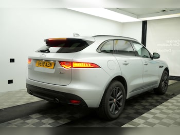 Used Jaguar F-Pace 2018 for sale - 78063291: Photo