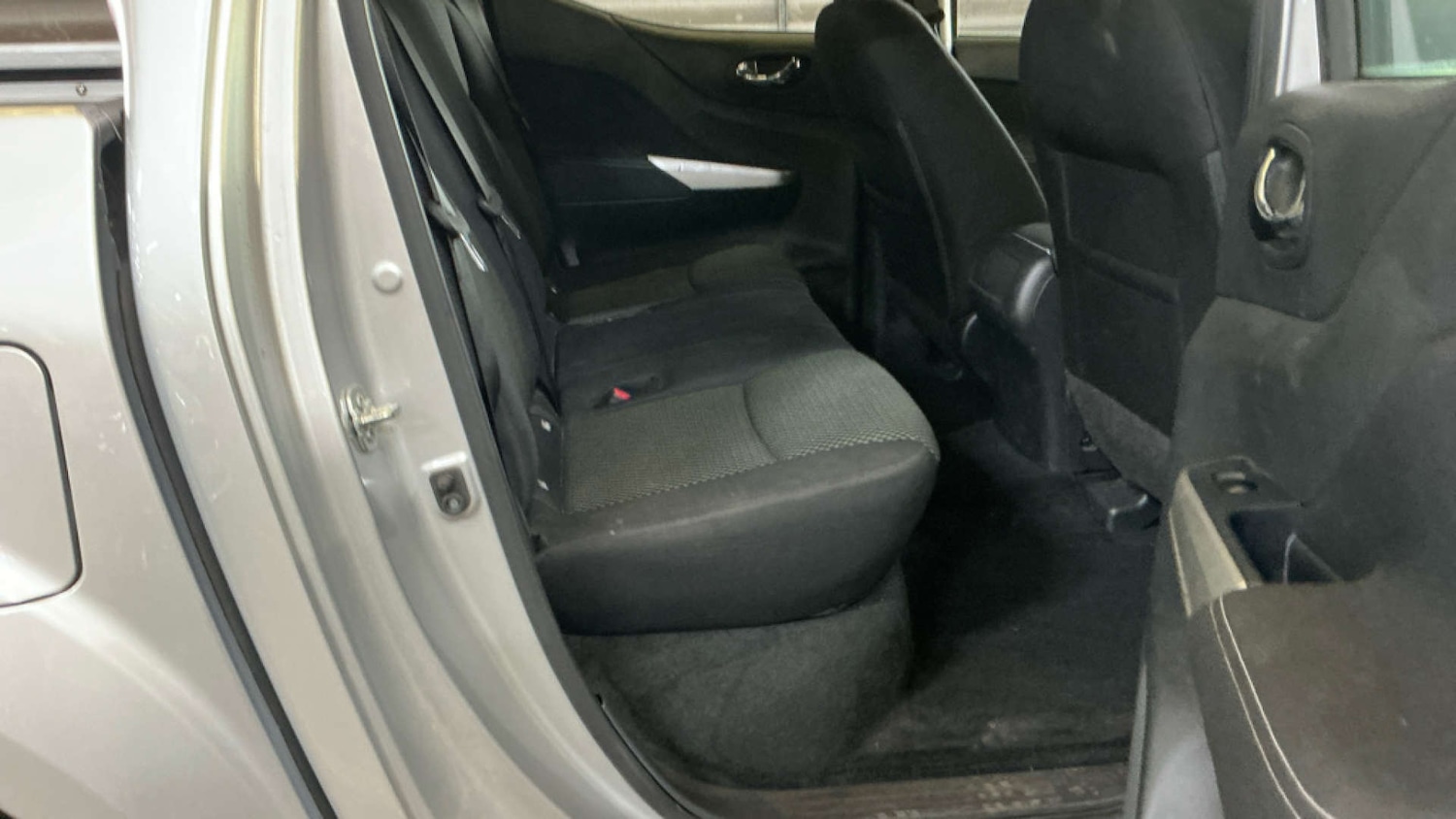 Used Nissan Navara 2021 for sale - 76416825: Photo 10