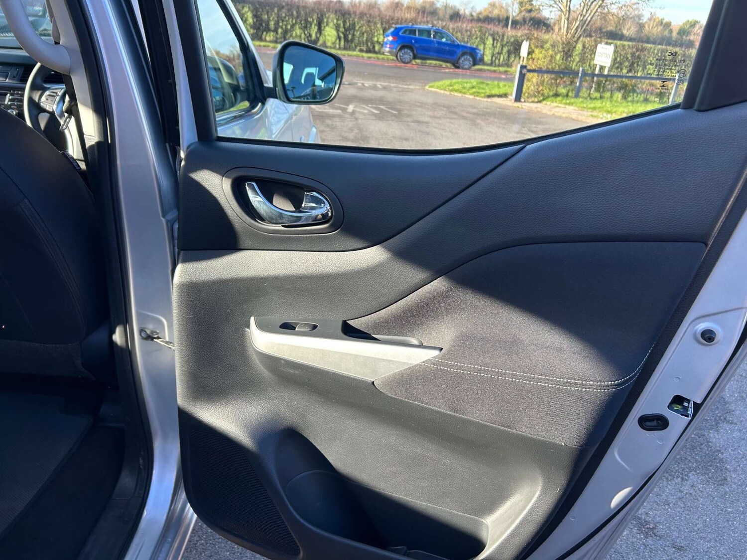 Used Nissan Navara 2021 for sale - 76416825: Photo 27