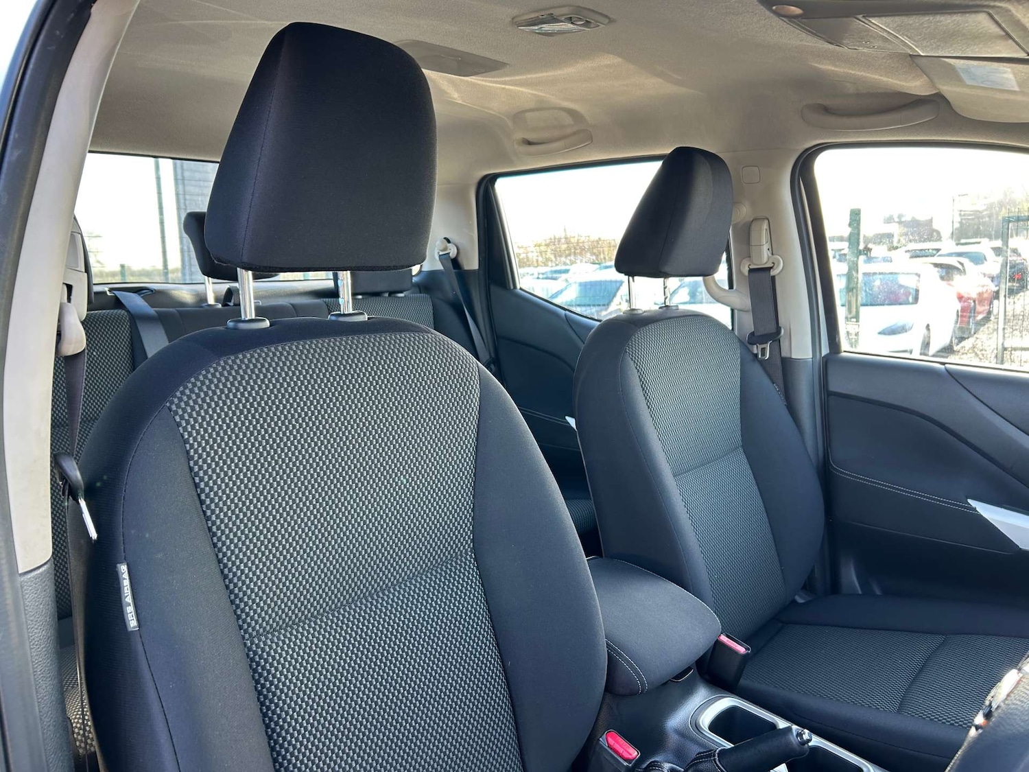 Used Nissan Navara 2021 for sale - 76416825: Photo 44