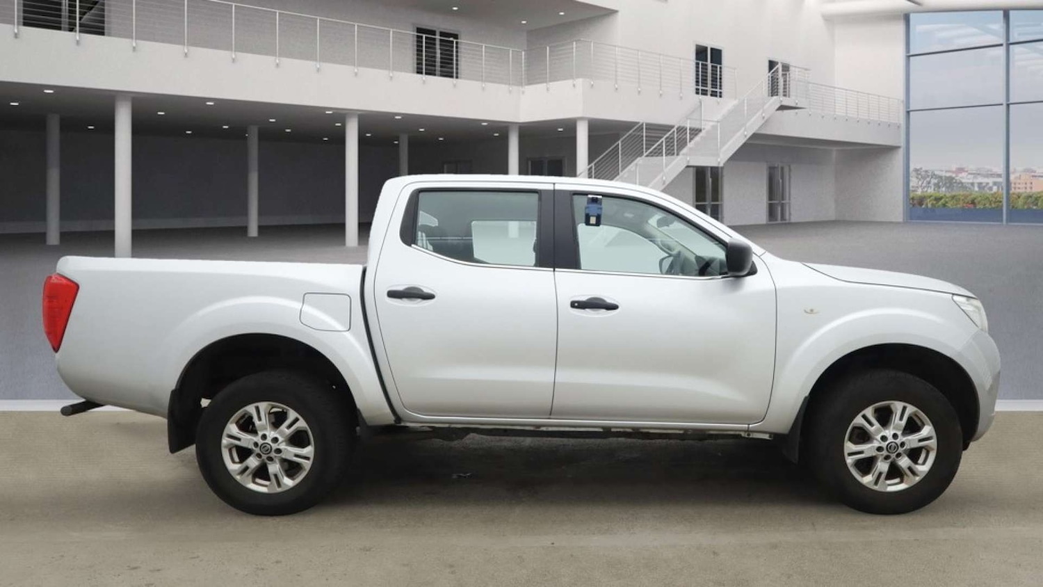 Used Nissan Navara 2021 for sale - 76416825: Photo 5