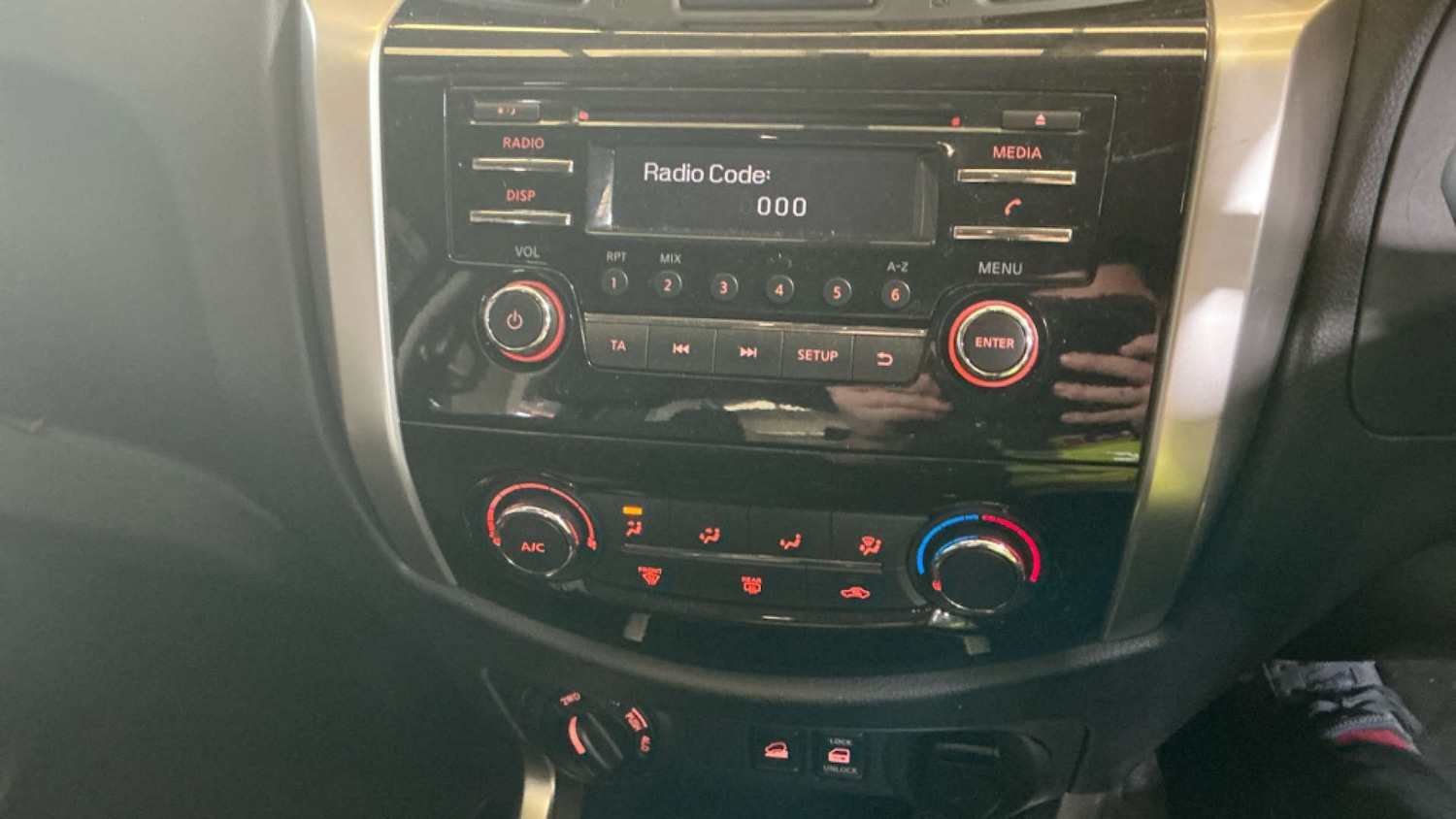 Used Nissan Navara 2021 for sale - 76416825: Photo 8