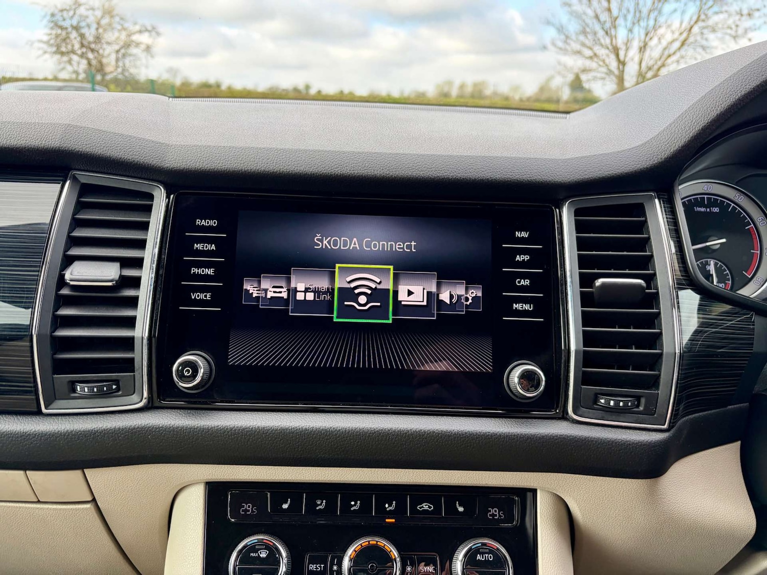 Used Skoda Kodiaq 2017 for sale - 78117648: Photo 56