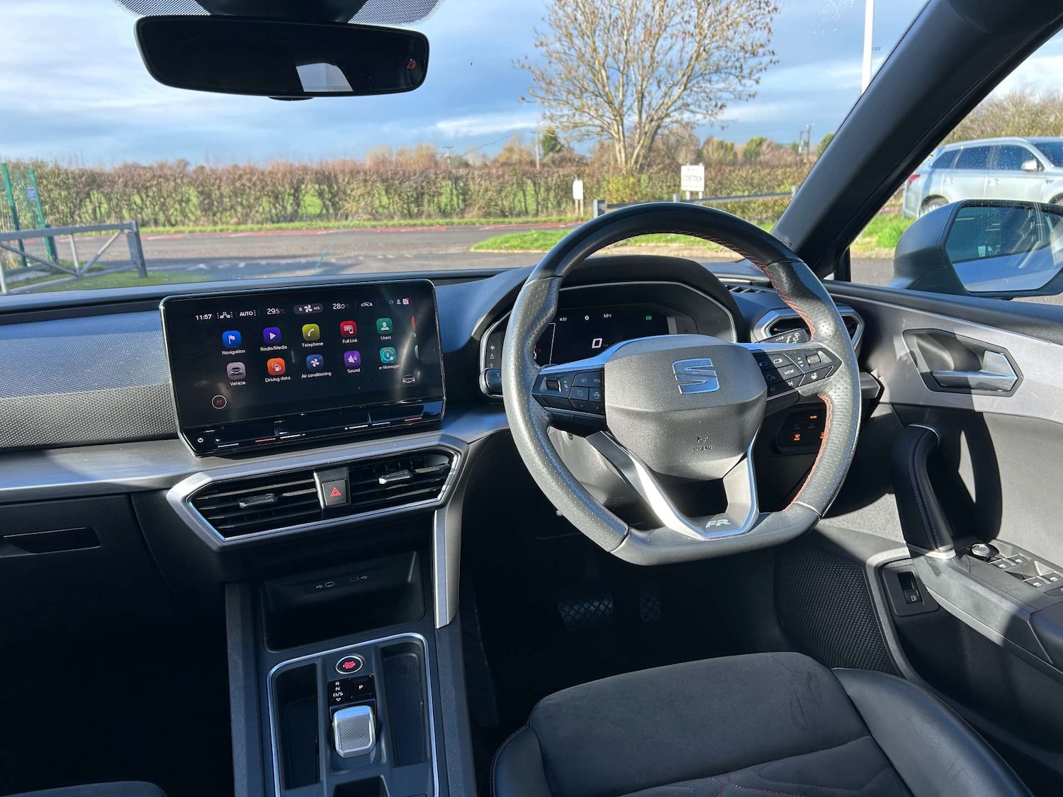 Used SEAT Leon 2021 for sale - 76486551: Photo 2