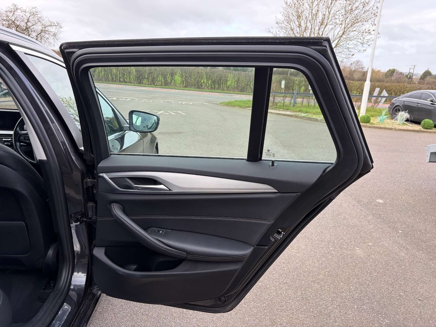 Used BMW 5 Series 2018 for sale - 77644038: Photo 30