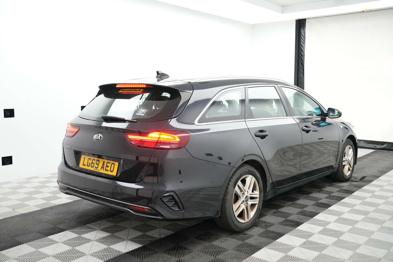 Used Kia Ceed 2019 for sale - 76352628: Photo 11