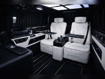 Mercedes-Benz V-Class feature image