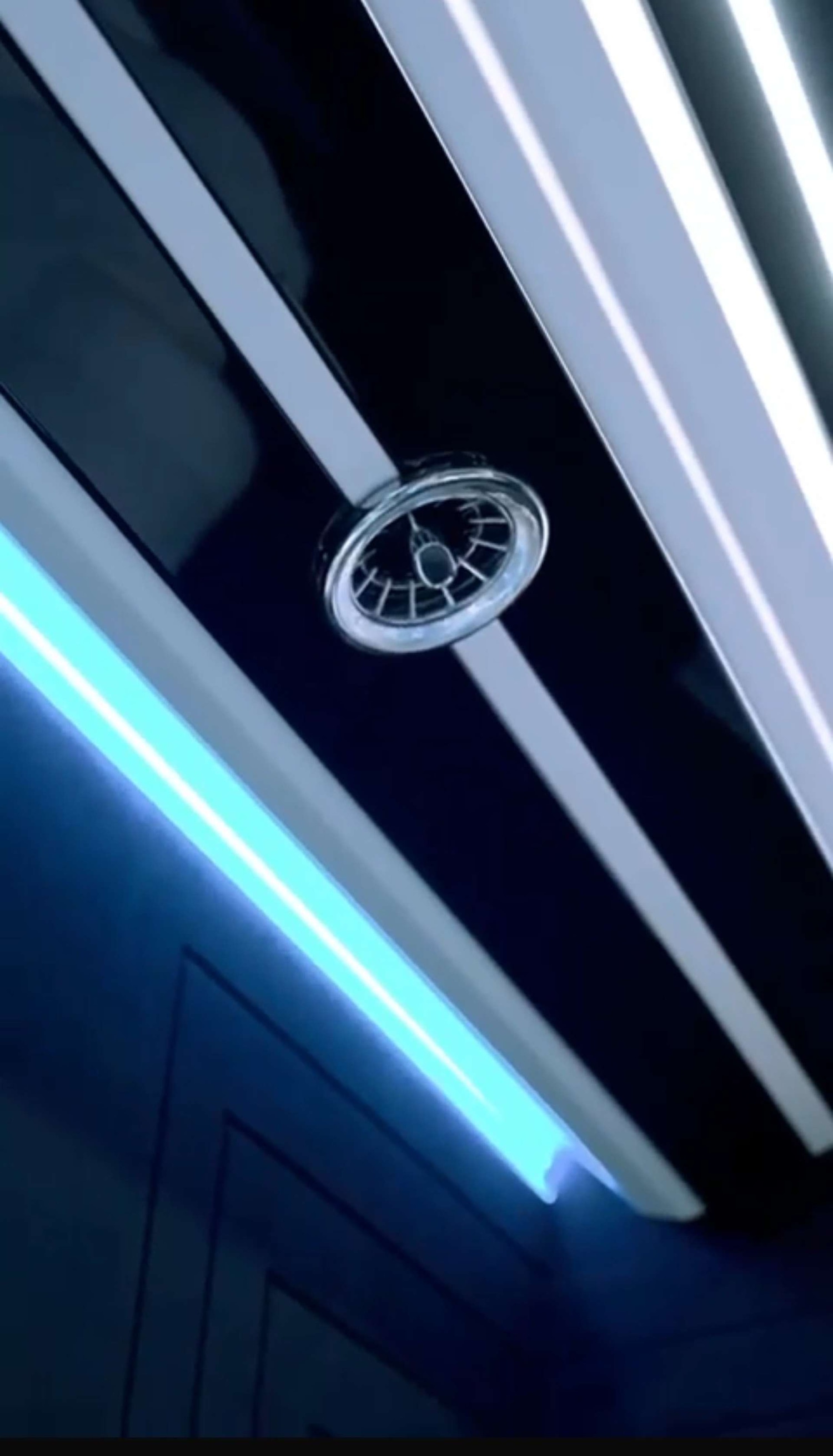 Used Mercedes-Benz V-Class 2025 for sale - 78125408: Photo 20