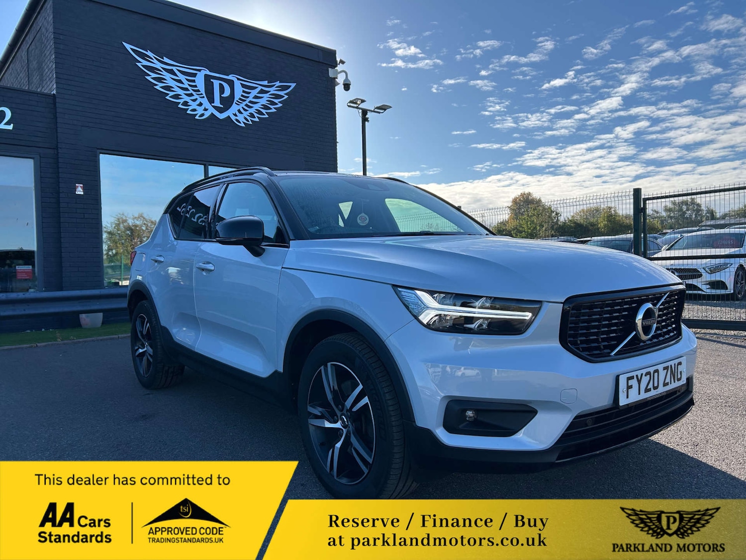 Used Volvo XC40 2020 for sale - 76601603: Photo 1