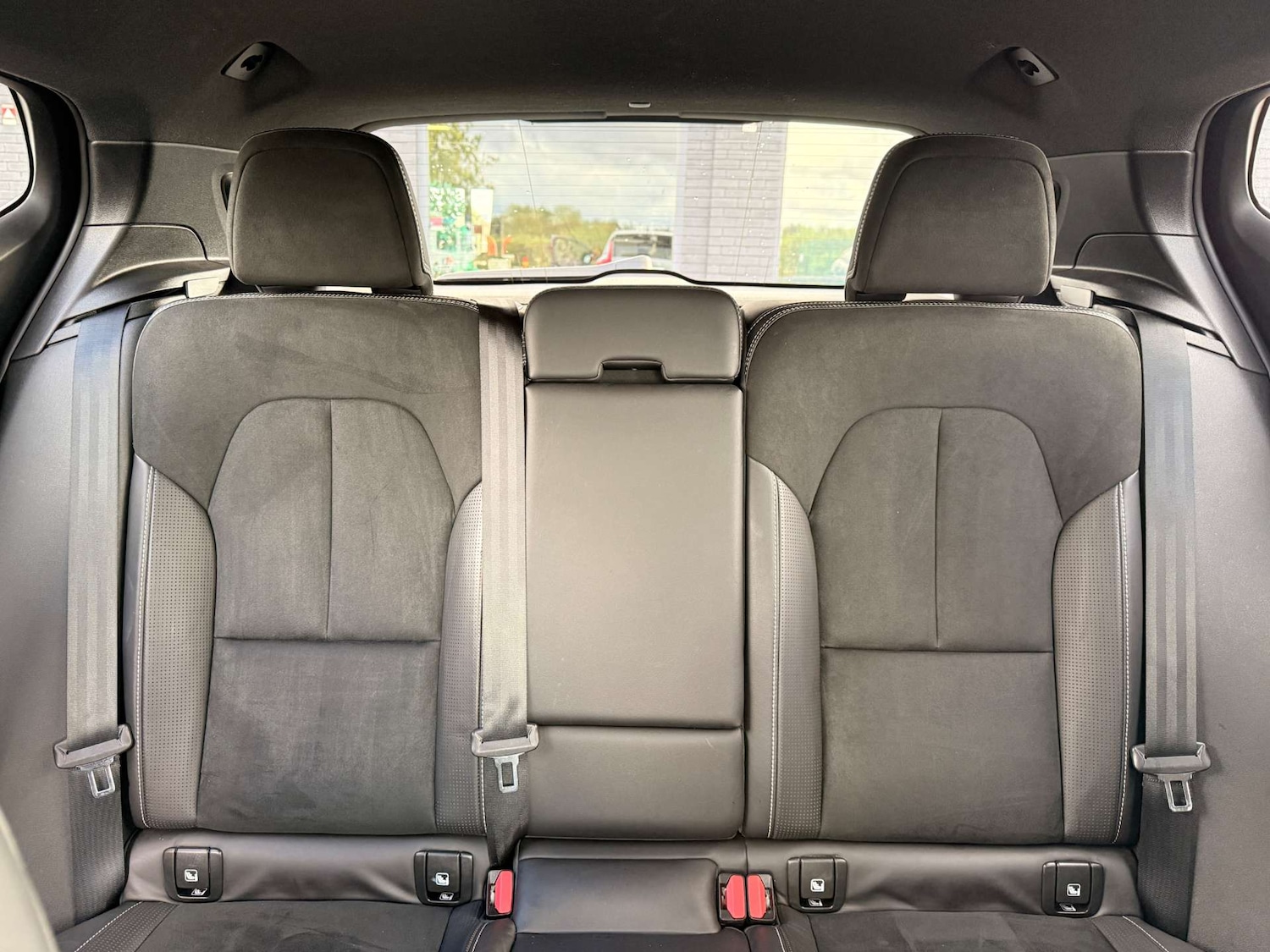 Used Volvo XC40 2020 for sale - 76601603: Photo 39