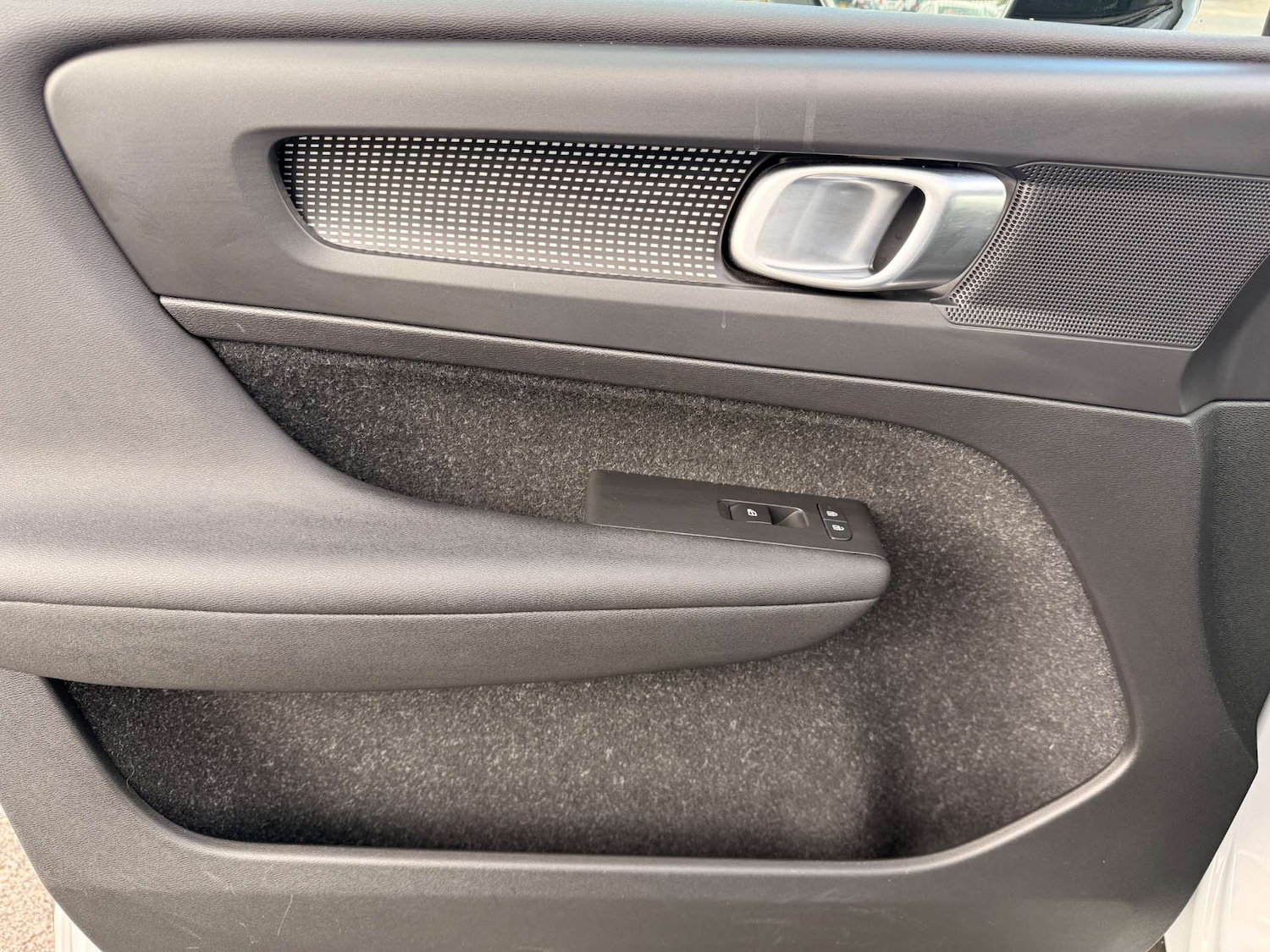 Used Volvo XC40 2020 for sale - 76601603: Photo 46