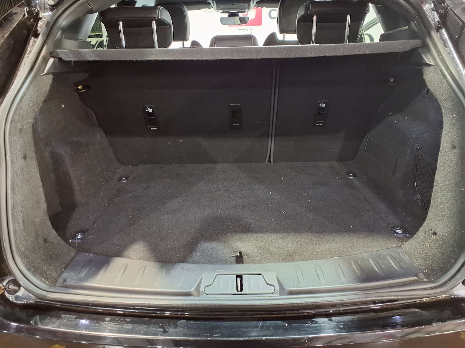 Used Jaguar E-Pace 2019 for sale - 76829896: Photo 12