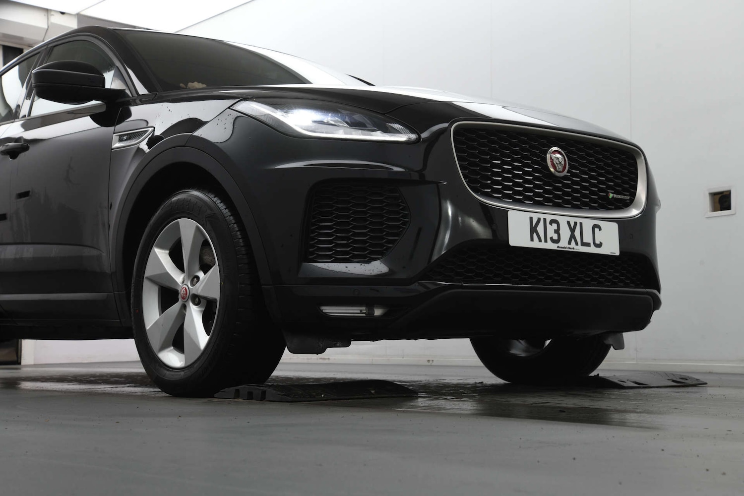 Used Jaguar E-Pace 2019 for sale - 76829896: Photo 8