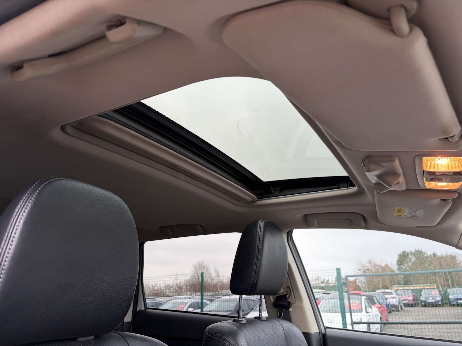 Used Mitsubishi Outlander 2018 for sale - 76949883: Photo 11