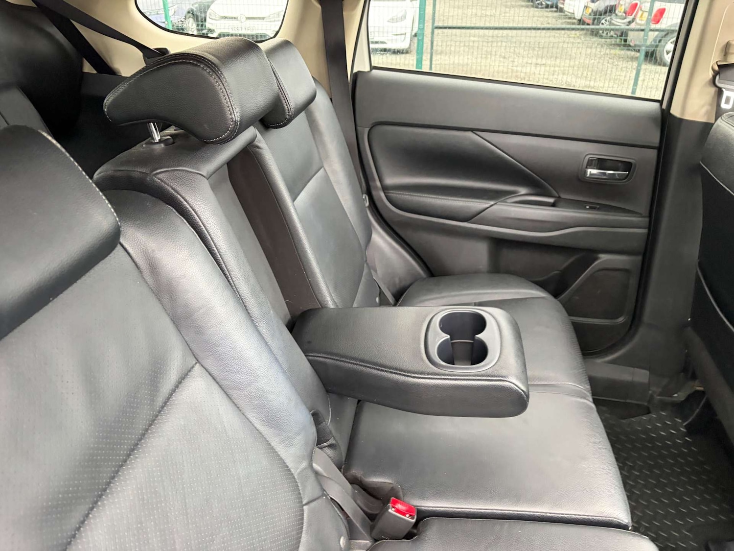 Used Mitsubishi Outlander 2018 for sale - 76949883: Photo 23