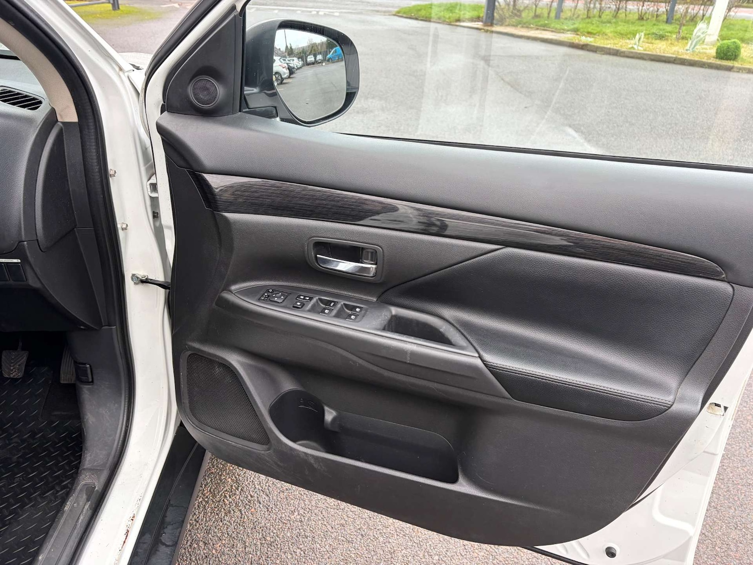 Used Mitsubishi Outlander 2018 for sale - 76949883: Photo 26