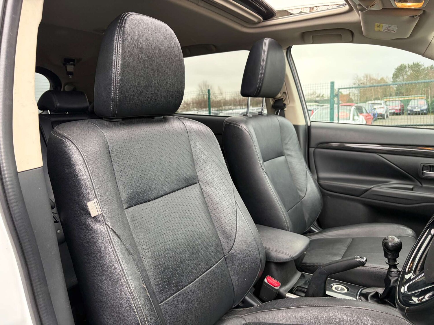 Used Mitsubishi Outlander 2018 for sale - 76949883: Photo 29