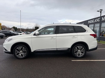 Used Mitsubishi Outlander 2018 for sale - 76949883: Photo