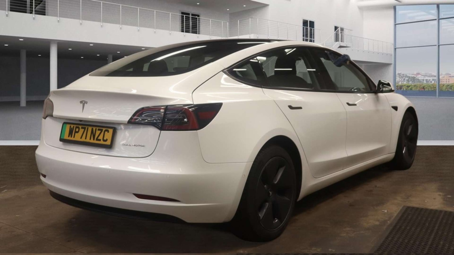 Used Tesla Model 3 2021 for sale - 77880408: Photo 5