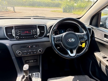 Used Kia Sportage 2018 for sale - 79504316: Photo