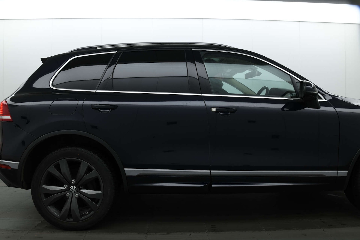 Used Volkswagen Touareg 2015 for sale - 77313744: Photo 10