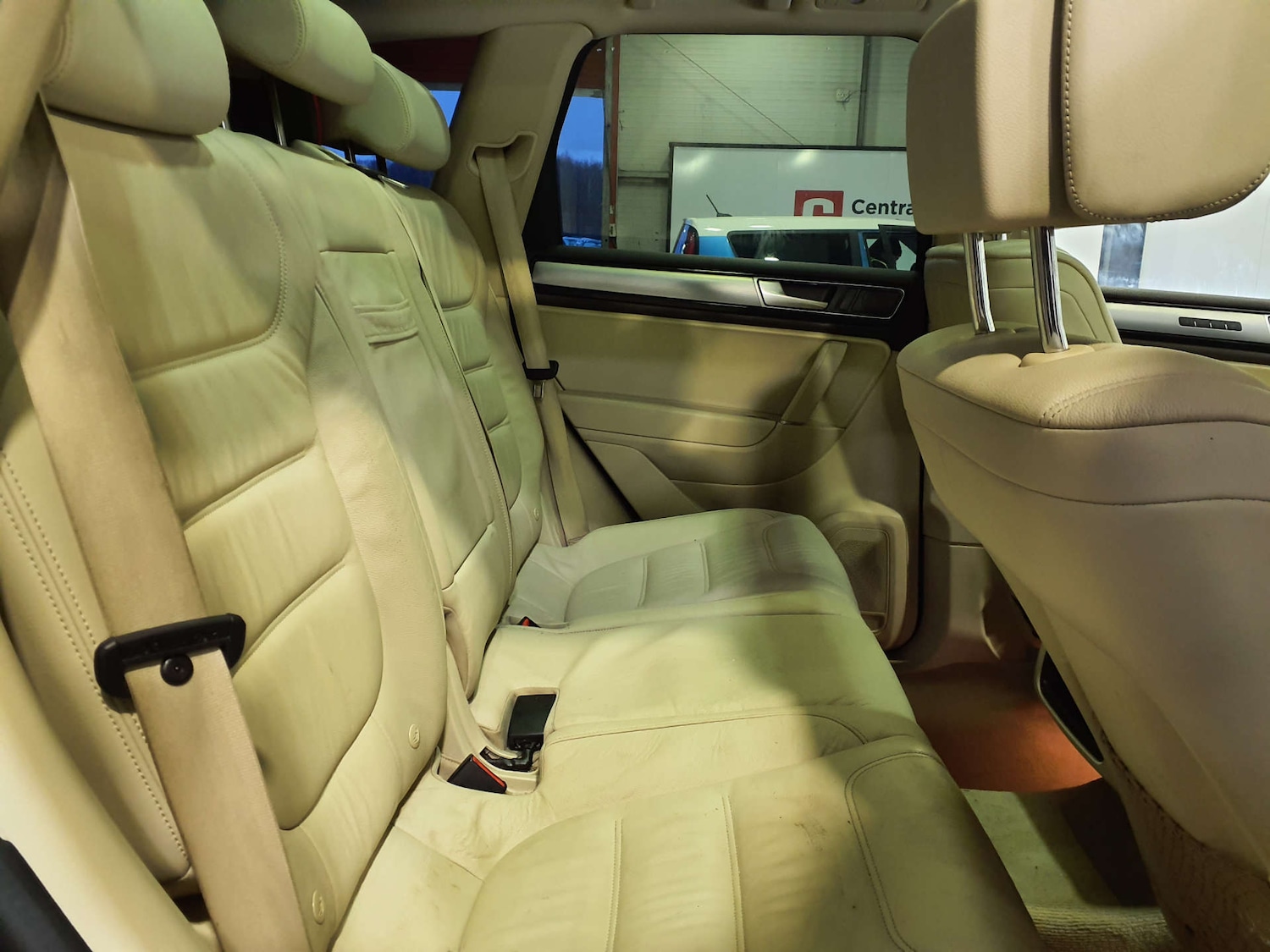 Used Volkswagen Touareg 2015 for sale - 77313744: Photo 16