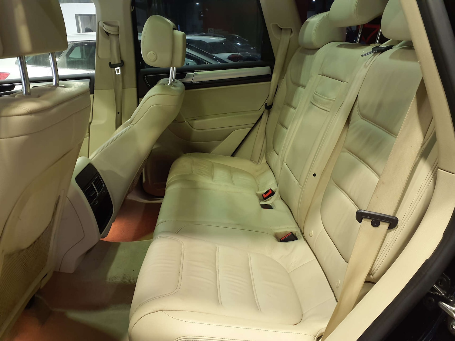 Used Volkswagen Touareg 2015 for sale - 77313744: Photo 18