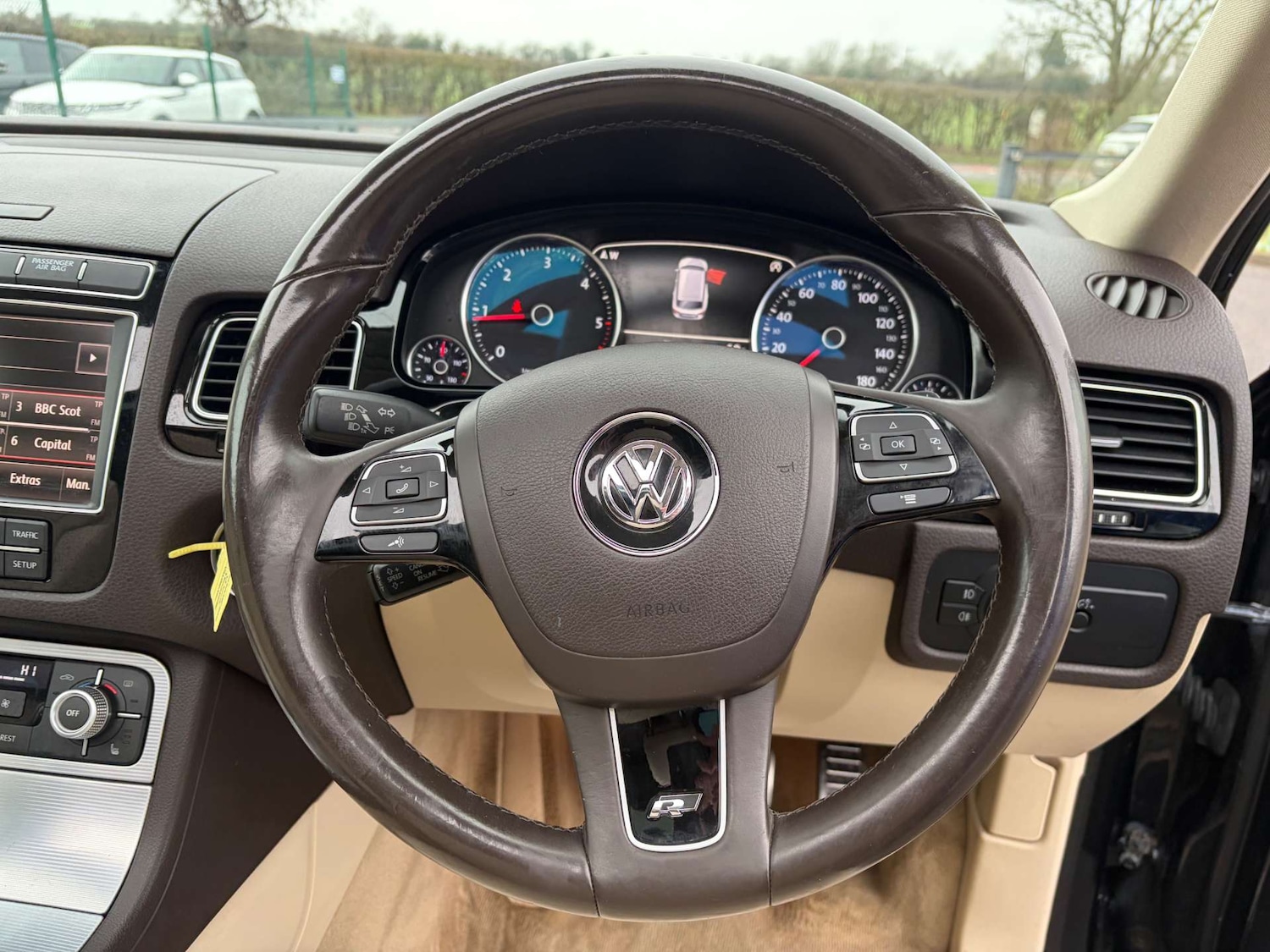 Used Volkswagen Touareg 2015 for sale - 77313744: Photo 46