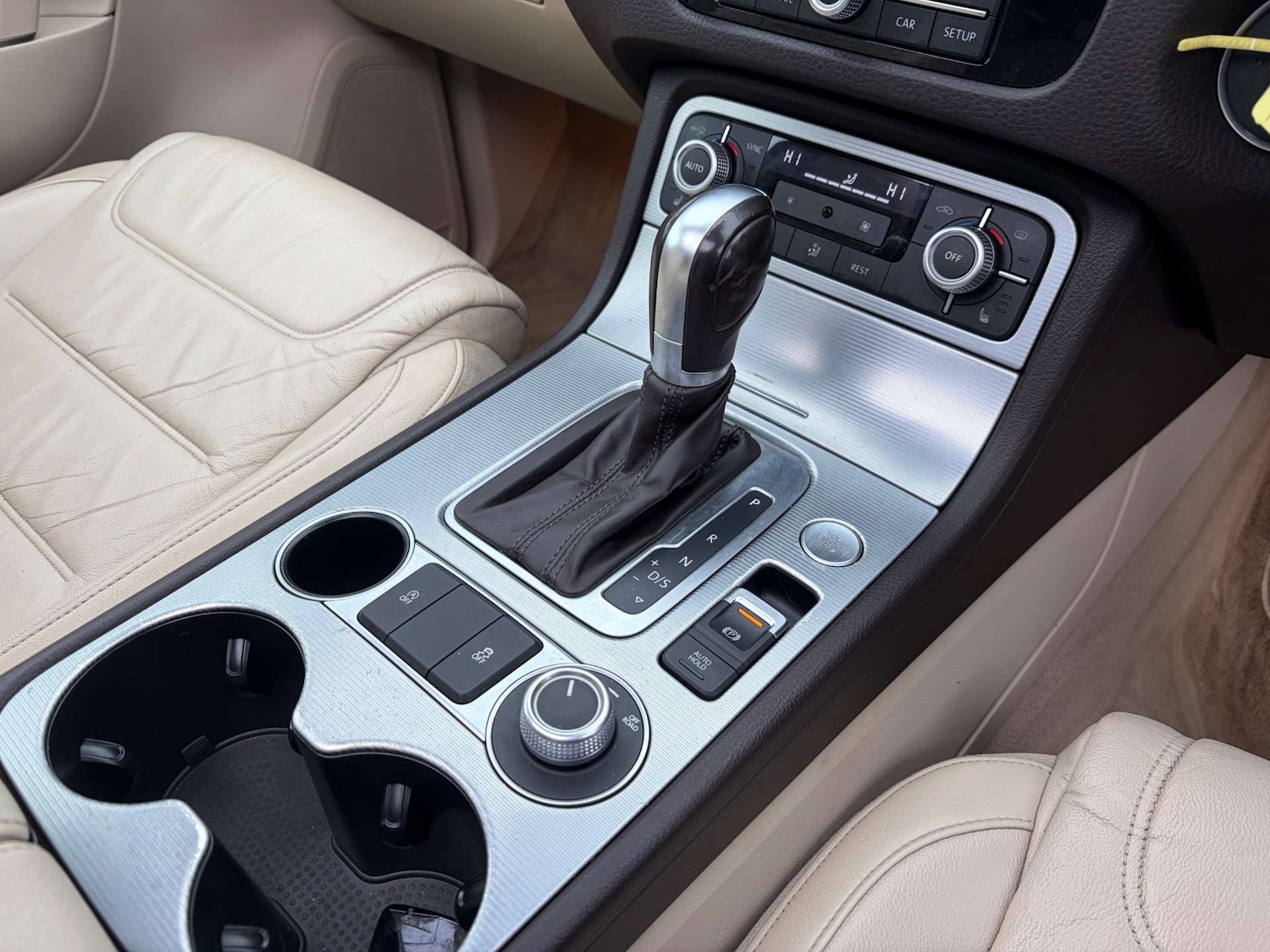 Used Volkswagen Touareg 2015 for sale - 77313744: Photo 52