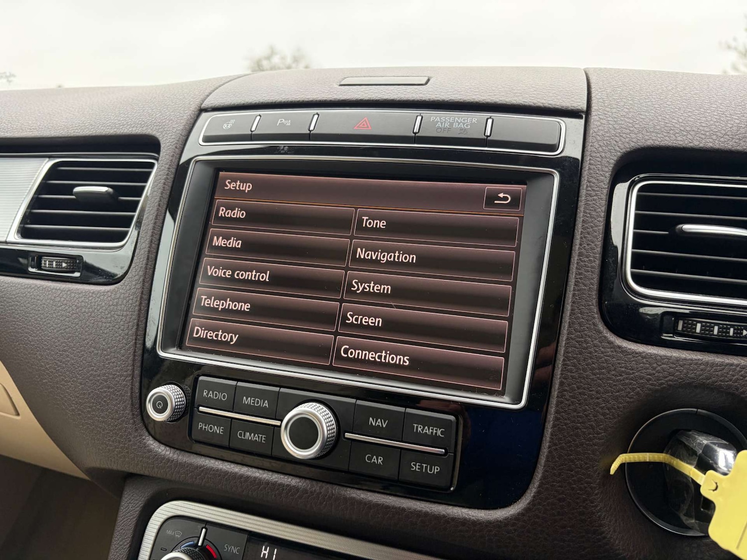 Used Volkswagen Touareg 2015 for sale - 77313744: Photo 60