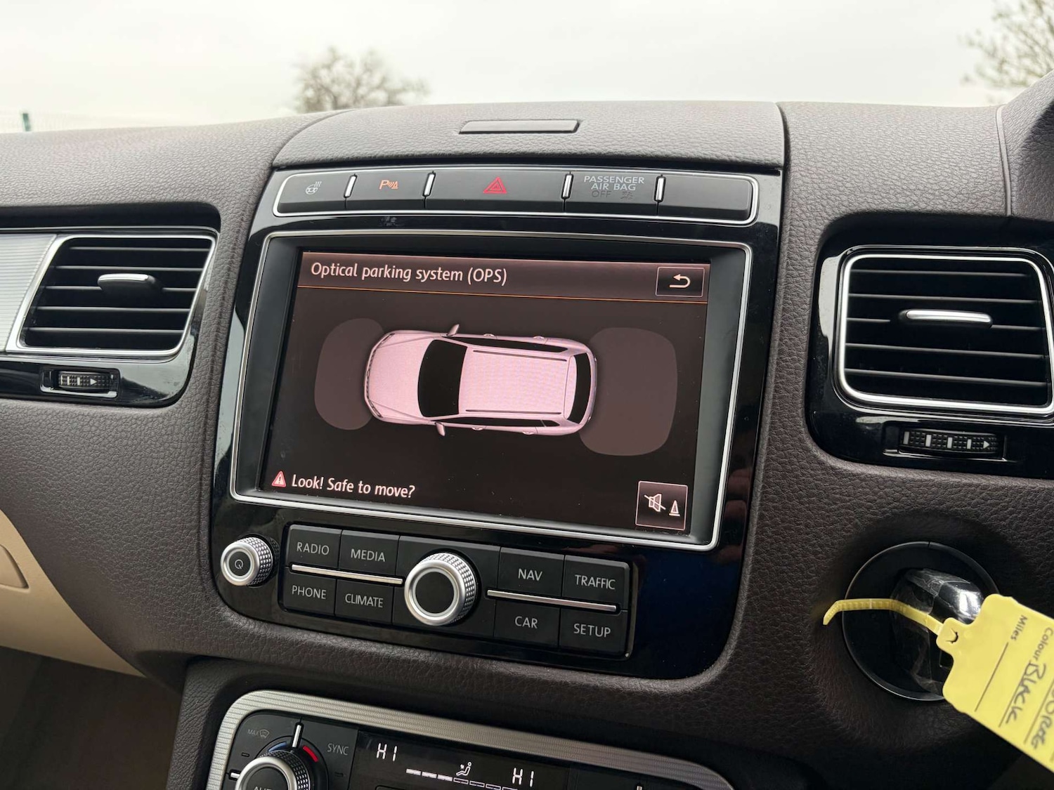 Used Volkswagen Touareg 2015 for sale - 77313744: Photo 63