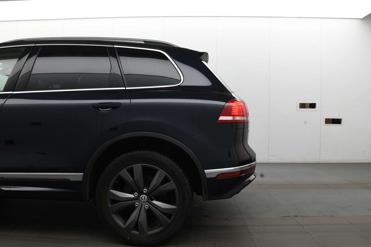 Used Volkswagen Touareg 2015 for sale - 77313744: Photo 9