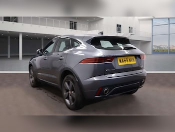 Used Jaguar E-Pace 2019 for sale - 76352620: Photo