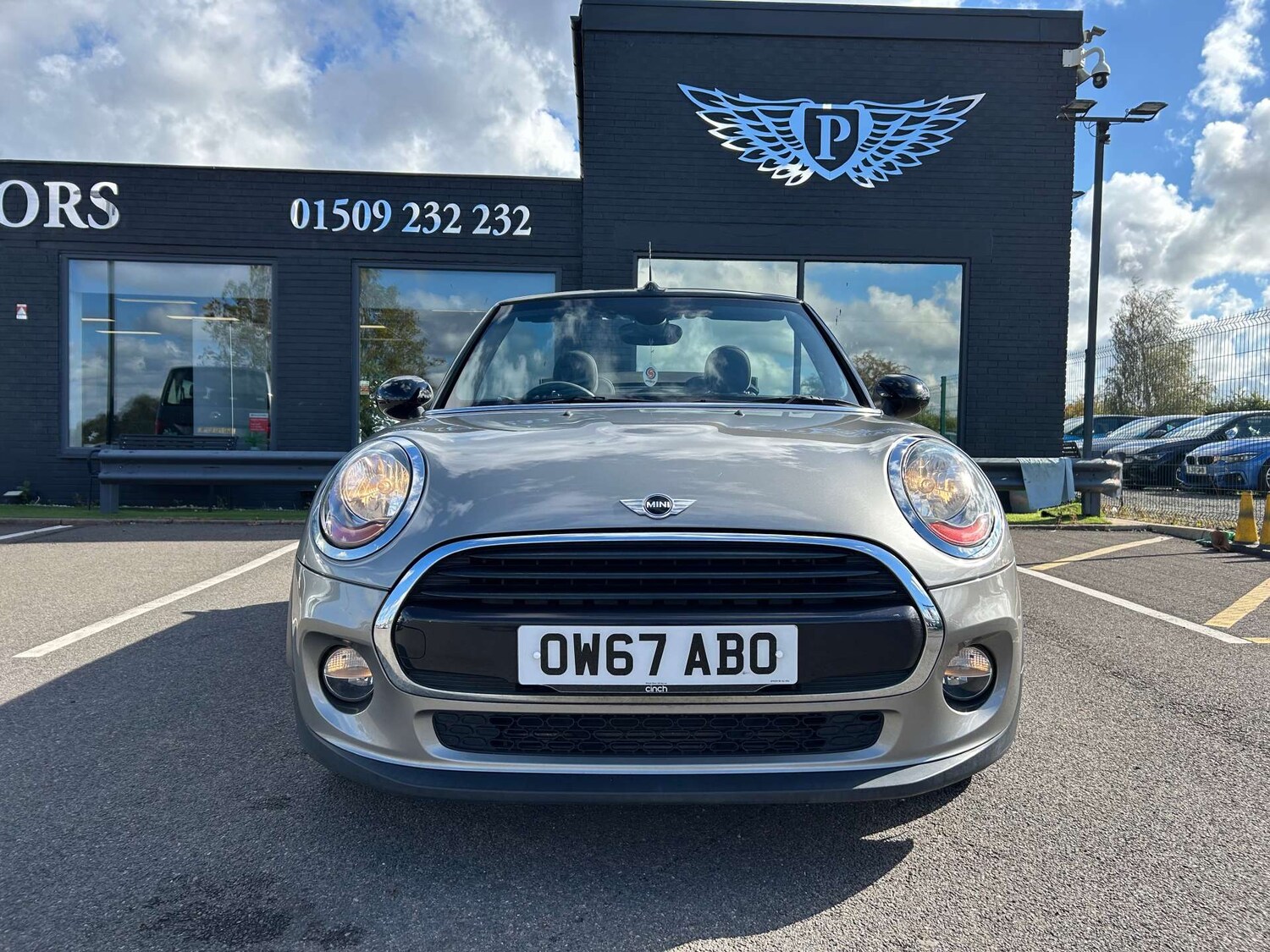 Used MINI Convertible 2018 for sale - 76601685: Photo 11
