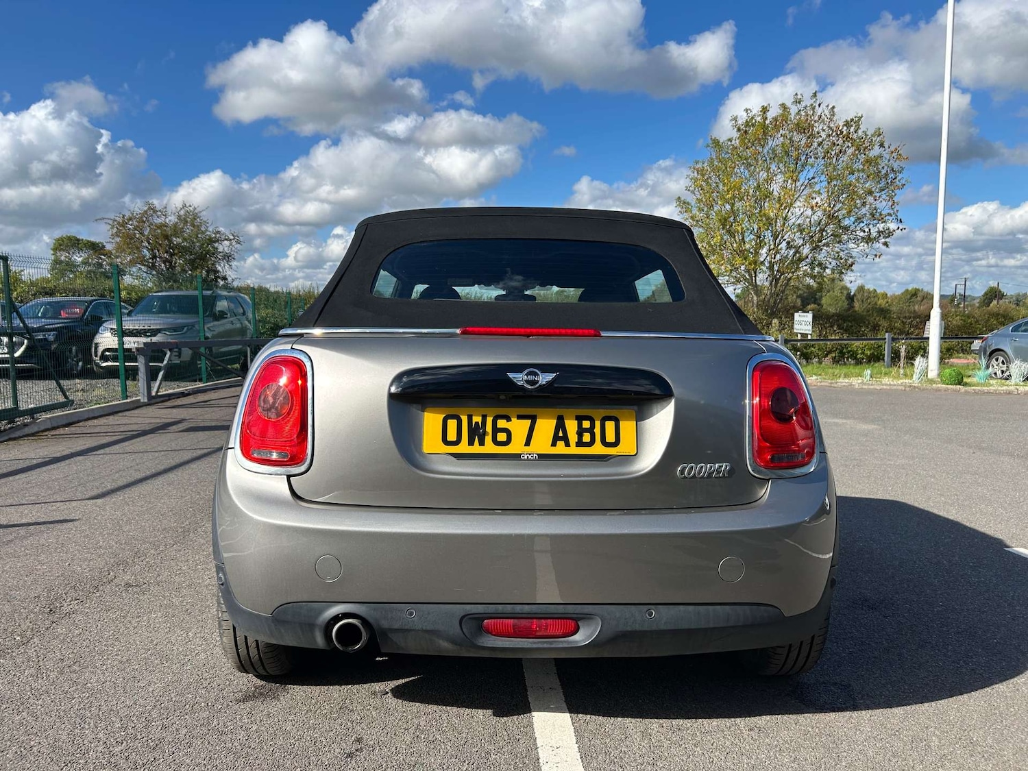 Used MINI Convertible 2018 for sale - 76601685: Photo 15