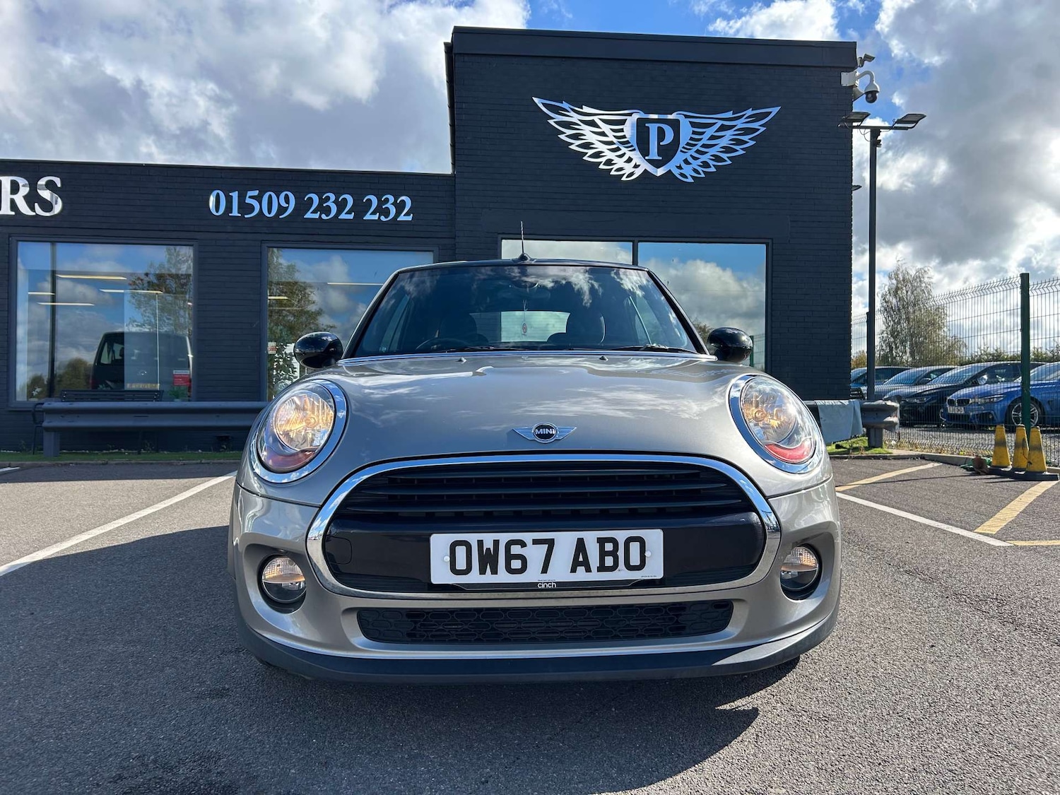 Used MINI Convertible 2018 for sale - 76601685: Photo 3