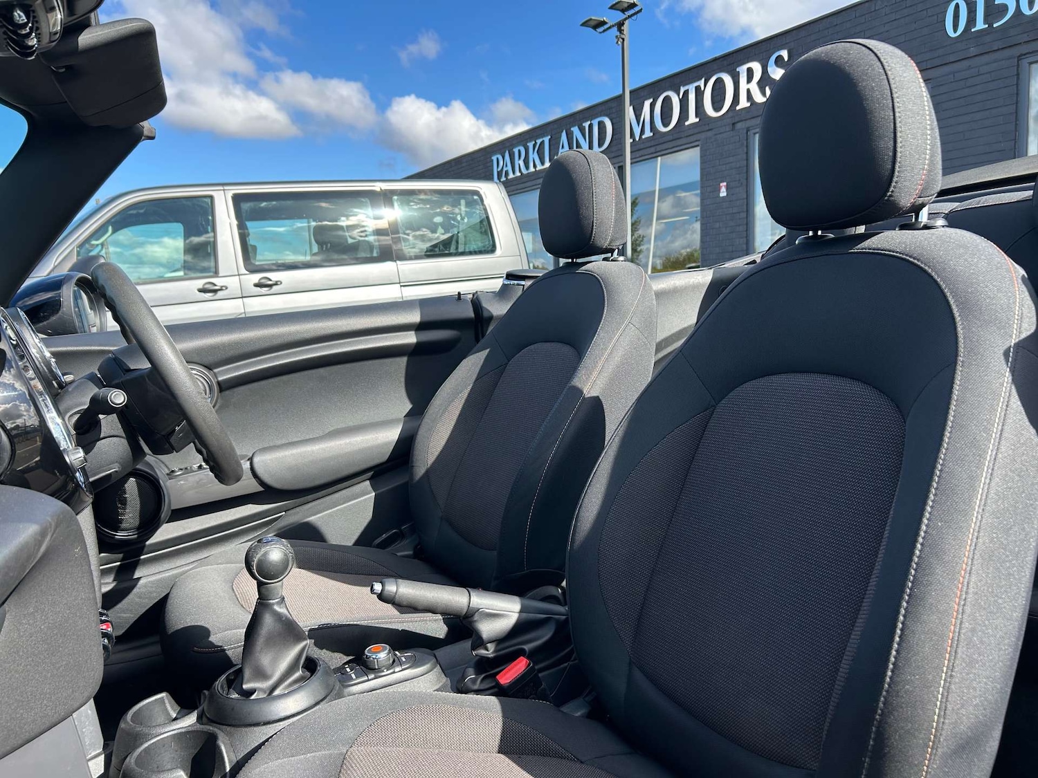 Used MINI Convertible 2018 for sale - 76601685: Photo 43