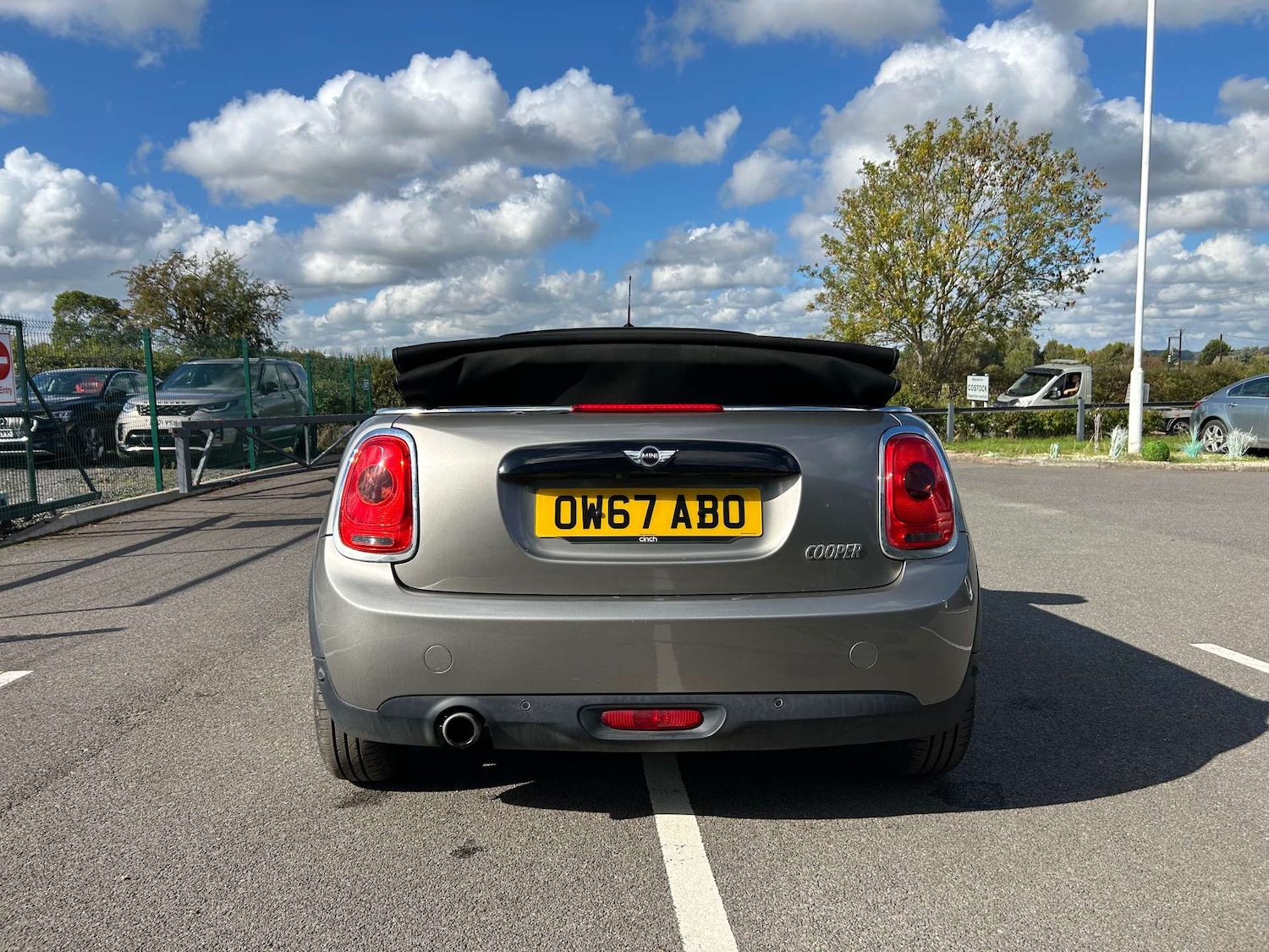 Used MINI Convertible 2018 for sale - 76601685: Photo 7