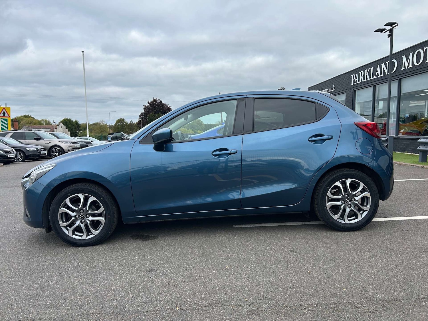 Used Mazda Mazda2 2019 for sale - 77372554: Photo 5