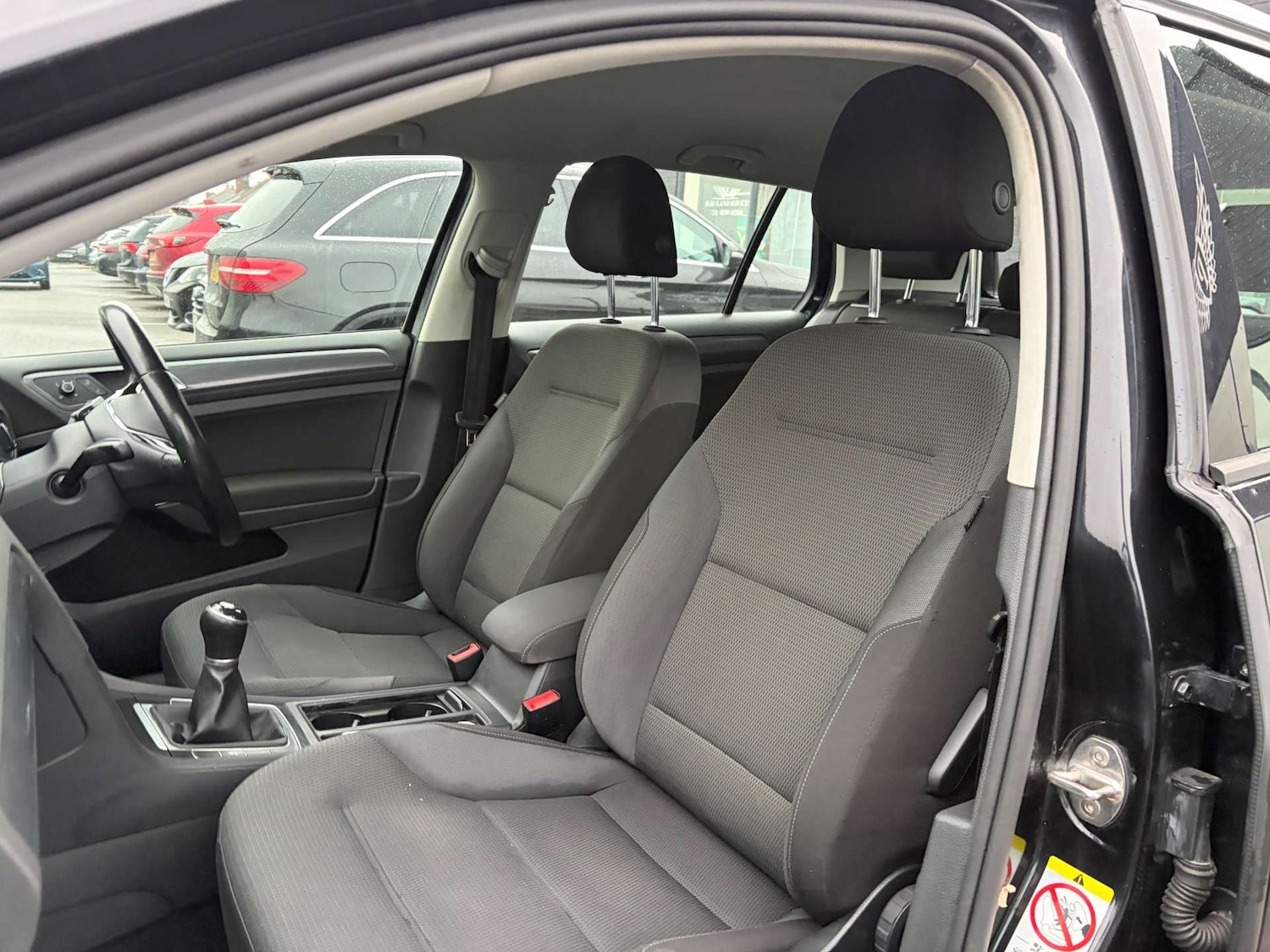 Used Volkswagen Golf 2018 for sale - 77482438: Photo 17