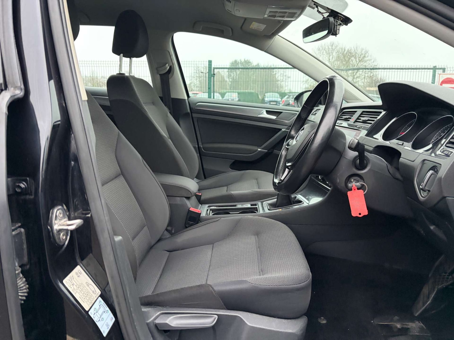 Used Volkswagen Golf 2018 for sale - 77482438: Photo 37