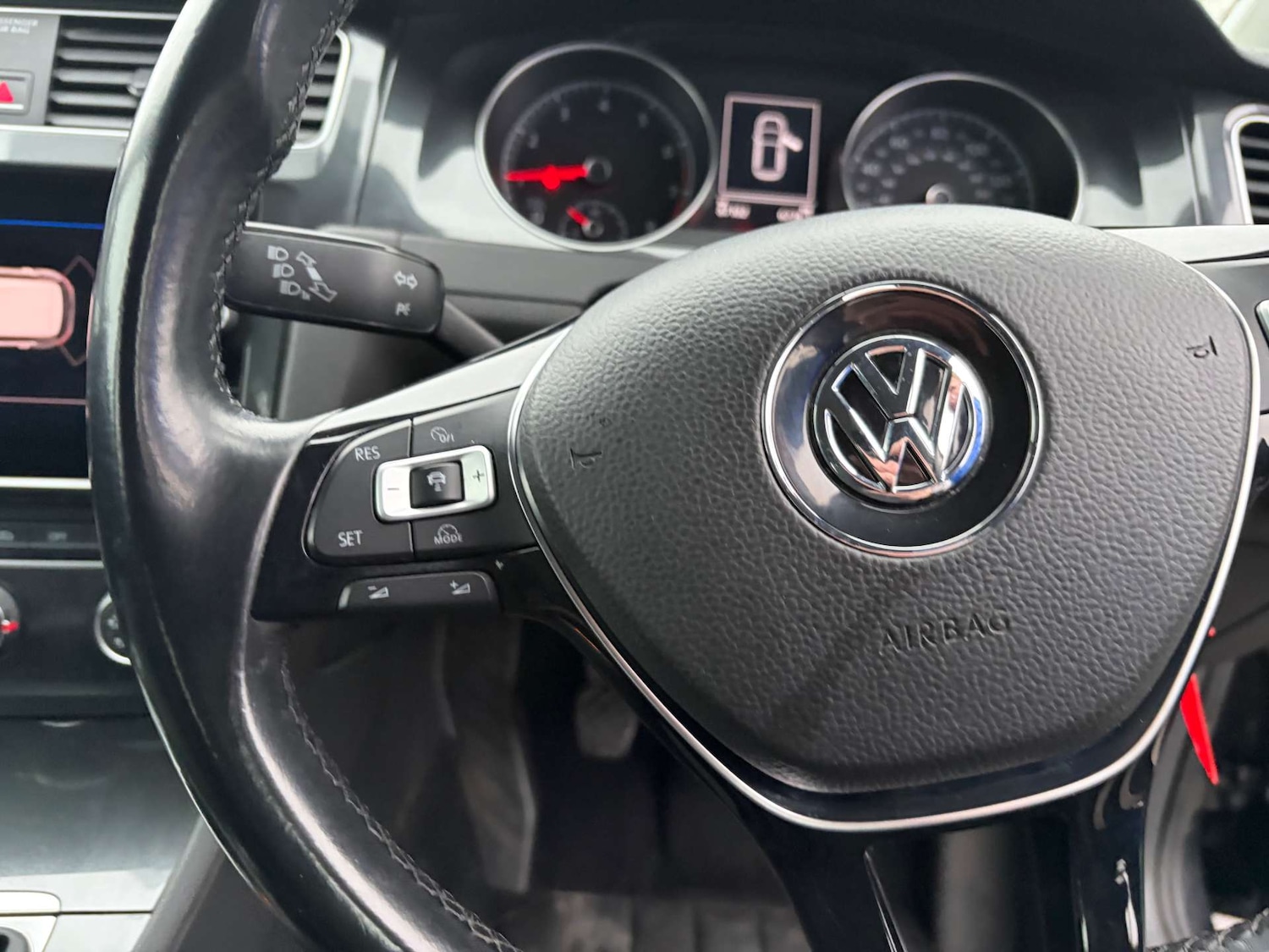 Used Volkswagen Golf 2018 for sale - 77482438: Photo 41
