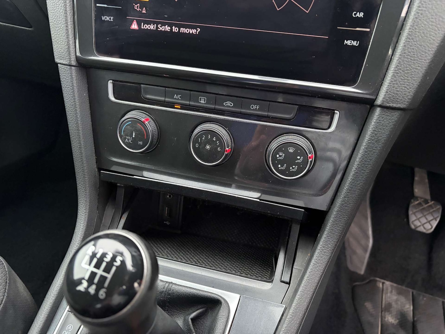 Used Volkswagen Golf 2018 for sale - 77482438: Photo 48